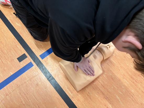 Zivilcourage: Mini-Projektwoche macht den 8. Jahrgang stark zu helfen