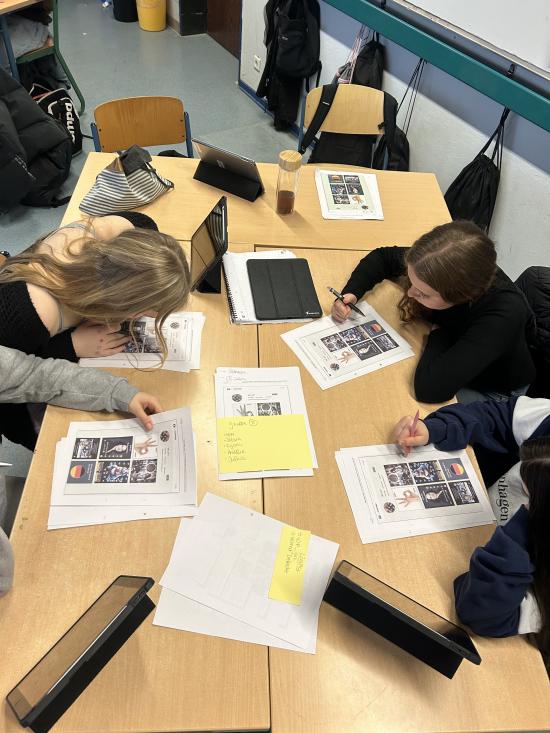 Safer Internet Day 2025: Achtklässler der EFG setzen sich gegen Rechtsextremismus im Netz ein