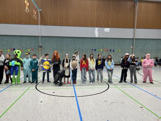 „Wuppdika!“ – EFG Karnevalsparty mit buntem Kostümwettbewerb und süßen Kamelle