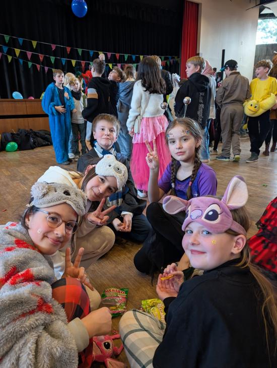 Am 27. Februar 2025 in der 7. und 8. Stunde war es wieder so weit: Die EFG feierte Karneval!