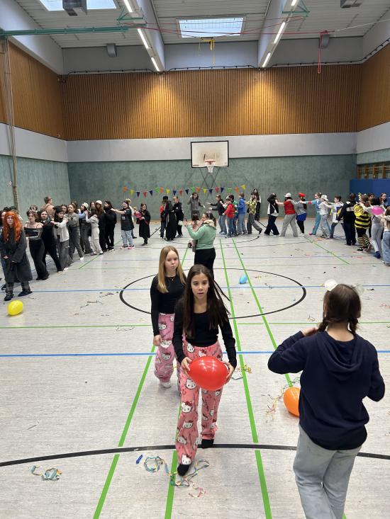 Am 27. Februar 2025 in der 7. und 8. Stunde war es wieder so weit: Die EFG feierte Karneval!