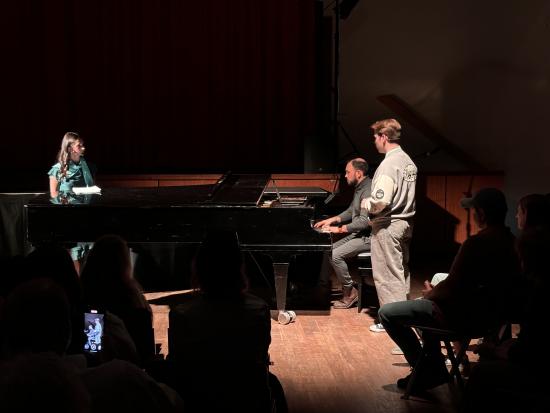 EFG-Musical AG zeigt starke Performance auf der Bühne mit ihrem Stück:  „Offroad oder was man am Weg so findet …“