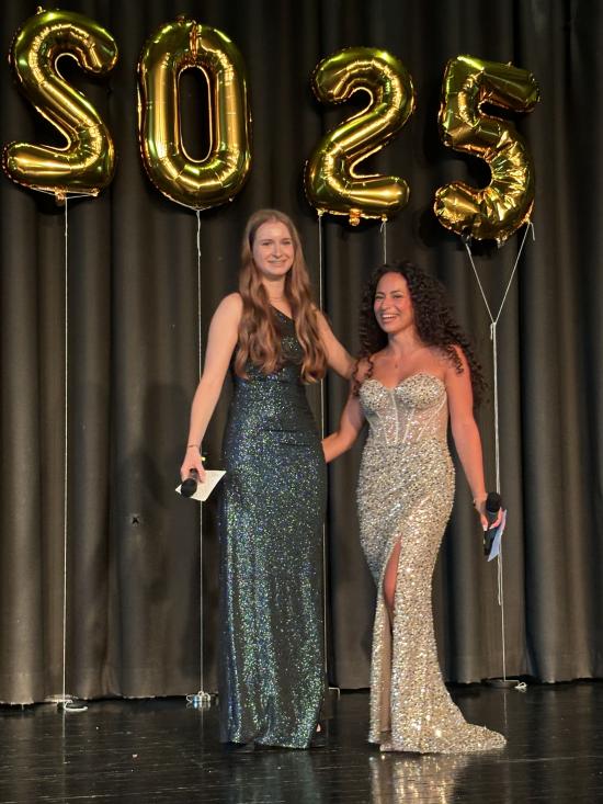 Feierliche Zeugnisübergabe -  Herzlichen Glückwunsch zum Abitur 2025!