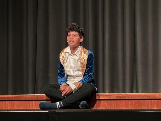 EFG-Theaterklasse 6.5 präsentierte ihr Stück: „Das zeitliche Durcheinander“