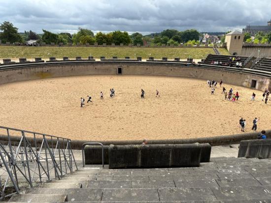 Römer, Rallye, Reisebus – der 6. Jahrgang auf Zeitreise ins römische Xanten