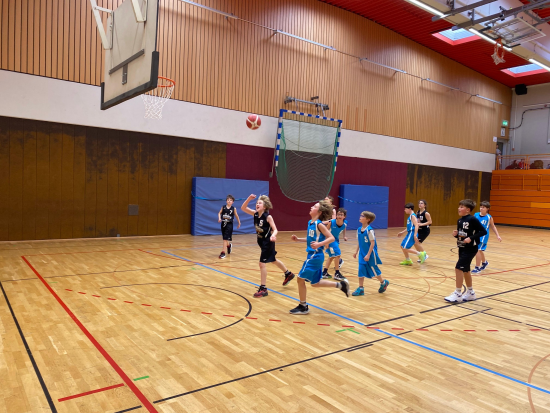 Silber für die EFG: U14-Team wird Zweiter bei den Baskettball-Stadtmeisterschaften
