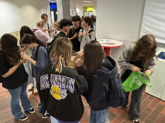 Forschung und Studium hautnah: EFG-Klassen schnuppern Universitätsluft beim Science Quest