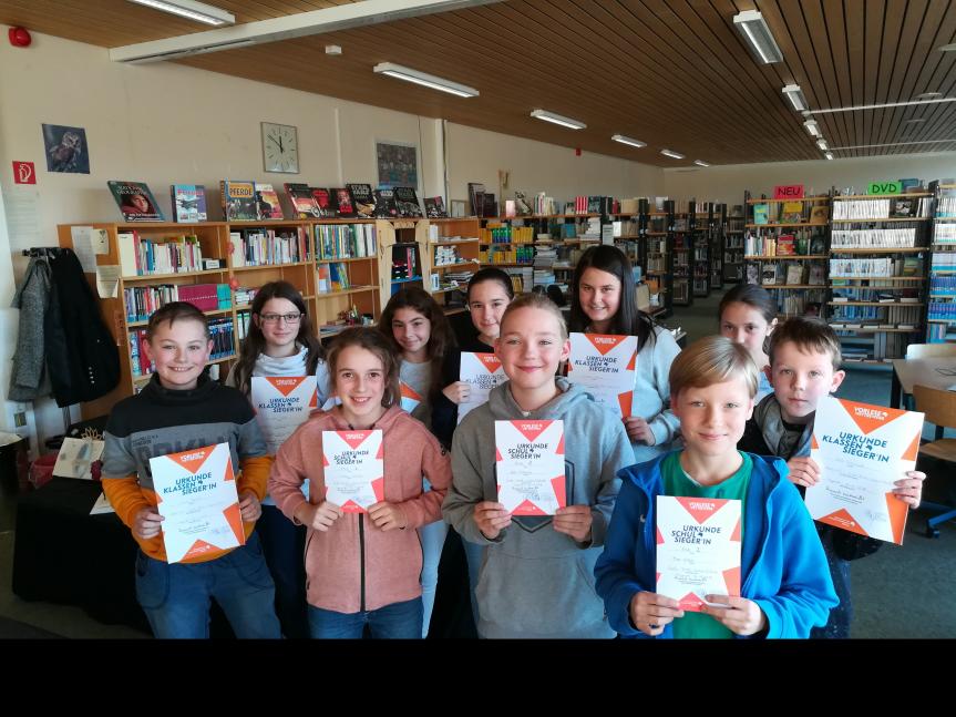 Die Teilnehmer*Innen des Vorlesewettbewerbs 2018