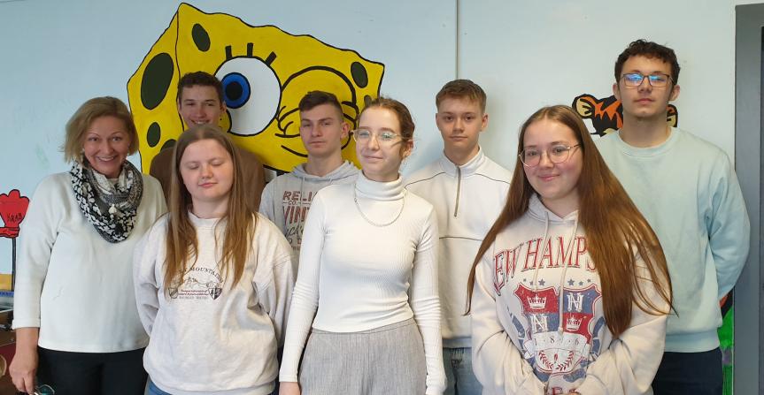 Projektstart „Schülerinnen und Schüler helfen Schülerinnen und Schülern  im Fach Deutsch“