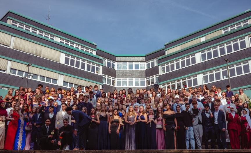 Herzlichen Glückwunsch: EFG-Zeugnisfeier der Abschlussklassen 2025 im 10. Jahrgang 